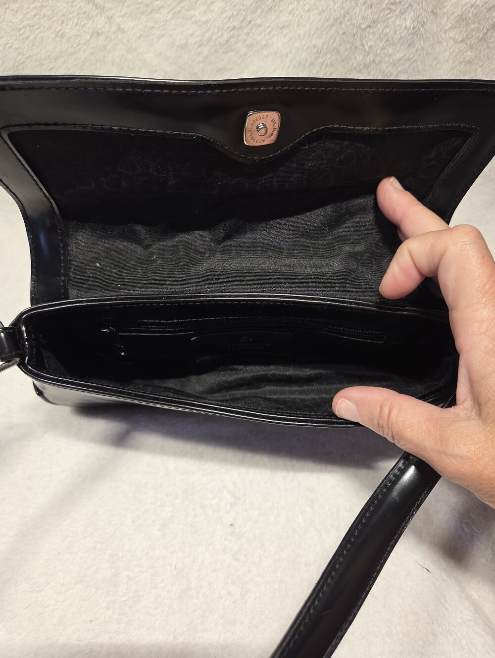 Vintage Liz Claiborne Black Shoulder Bag - 90s Baguette Style - Picture 5 of 7